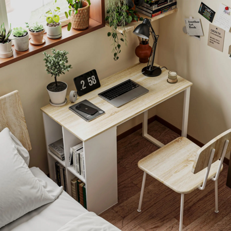 Bureau met opbergvakken